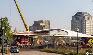 《城市人行天橋與人行地道技術(shù)規(guī)范》建筑設(shè)計